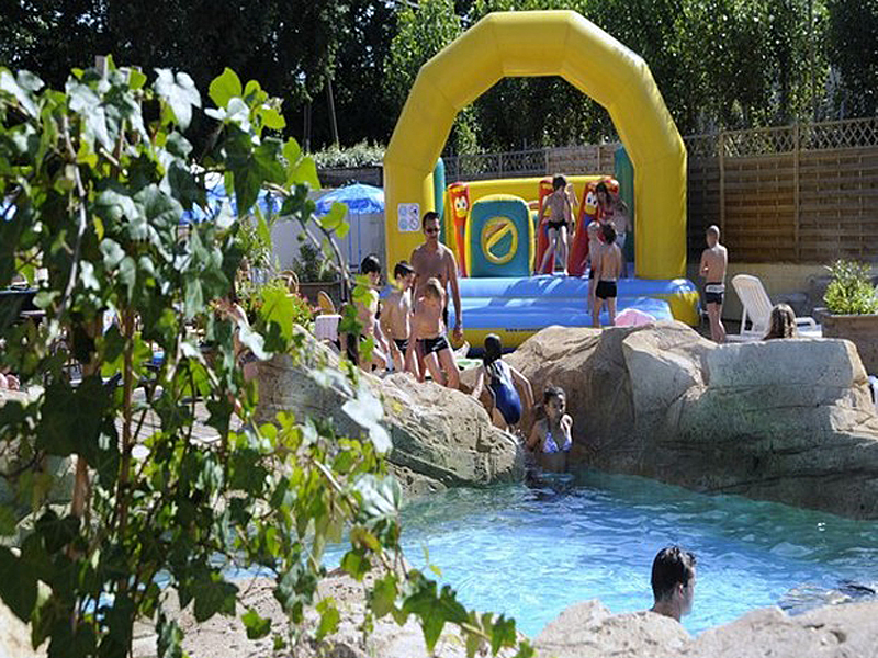 Camping de la Bruyere   Villerville   piscine exterieure 800X600