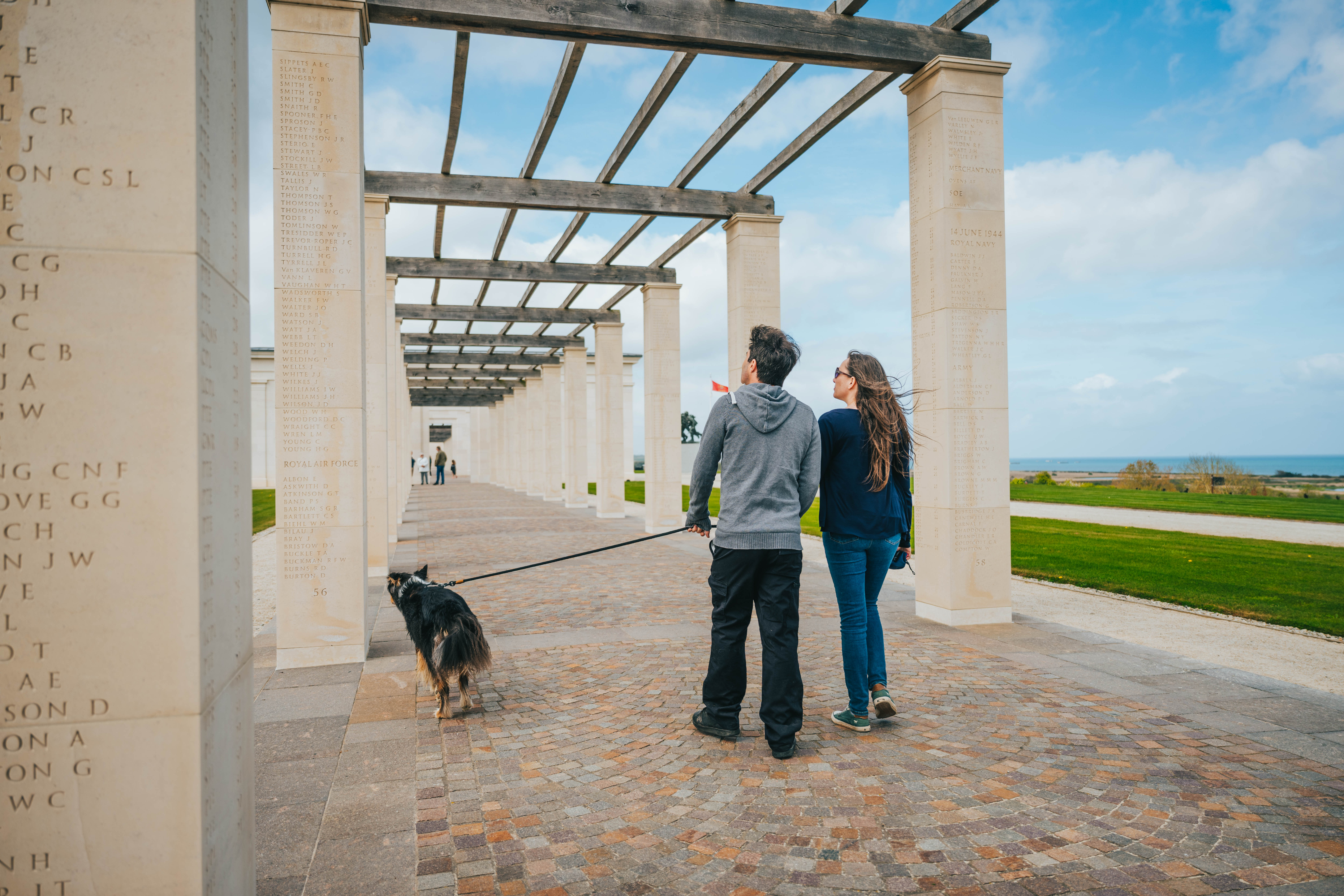Mémorial britannique de Normandie à Ver-sur-Mer, face à la mer