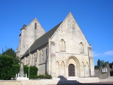 1024px-FranceNormandieFontaineEtoupefourEglise