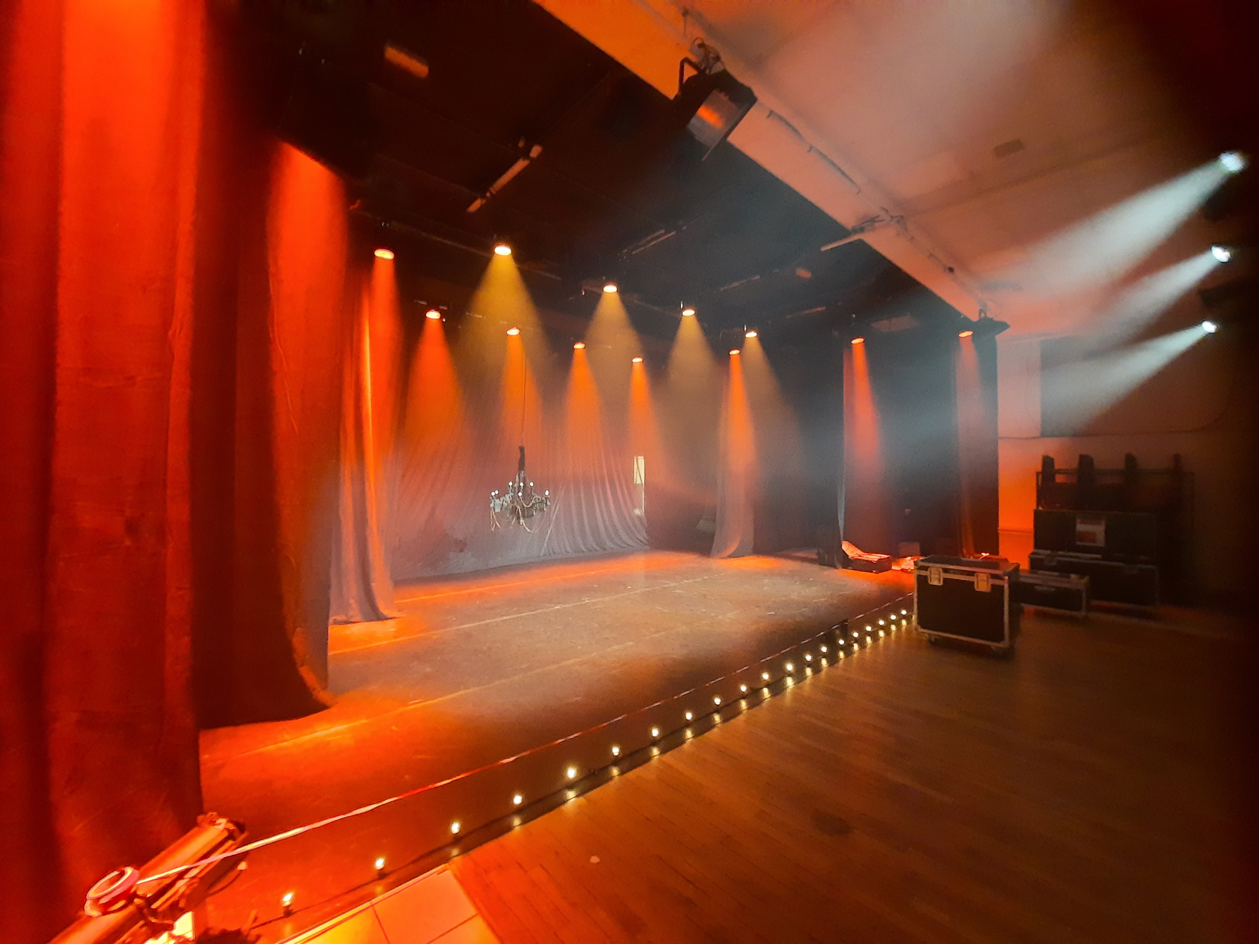  GALA DE THEATRE ©Isigny-Omaha 