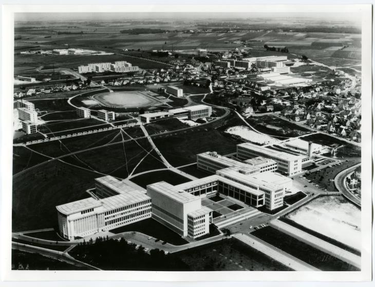 Université vers 1956