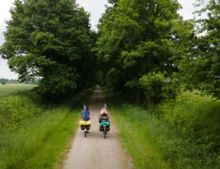 A_velo_dans_le_Bocage_Normand-EN_ROUTE_CREATIVE_NOMAD-11122-1200px