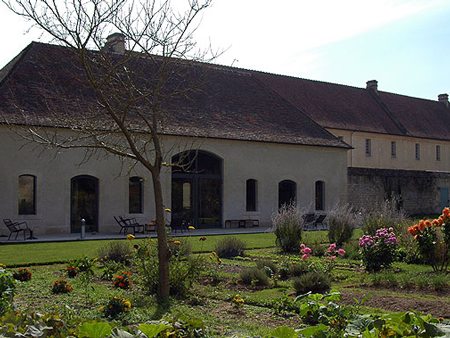 Abbaye d'Ardenne, le pressoir et les jardins - ©IMEC Abbaye d'Ardenne, le pressoir et les jardins - ©IMEC