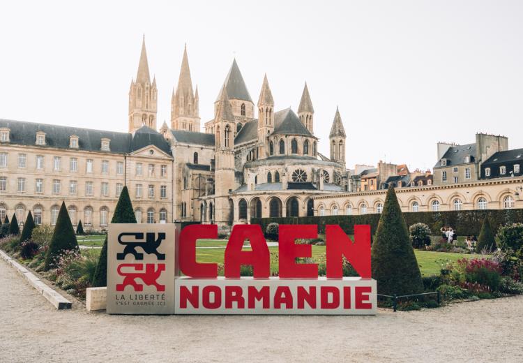 Abbaye_aux_Hommes-Max_Coquard___BestJobers-10295-1200px