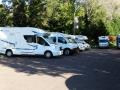 Aire de stationnement pour camping-cars en face de la Basilique de Lisieux entree