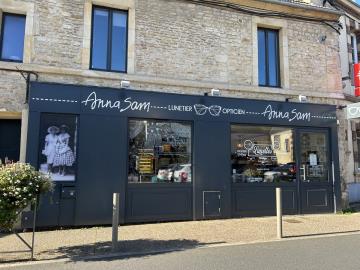 Anna Sam-devanture-exterieur-douvres
