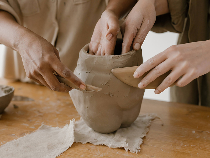 Stages et cours de poterie, modelage, sculpture à l'Atelier LudoTerre -  VILLERS-SUR-MER