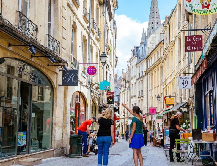 Balade_rue_Froide-Office_de_Tourisme_Caen_Agence_Les_Conteurs-12892-1200px