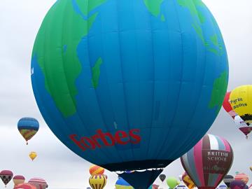 Ballon Forbes, château de Balleroy