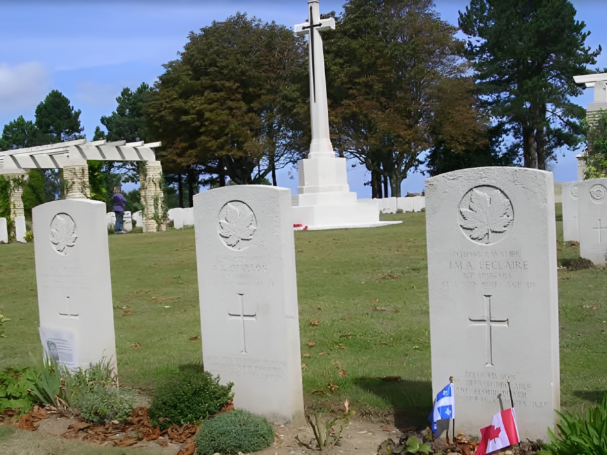 Cimetière britannique de Bazenville - ©Calvados Tourisme Cimetière britannique de Bazenville - ©Calvados Tourisme