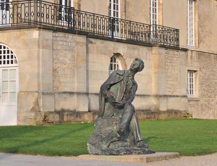 Statue du musée de Normandie à Caen