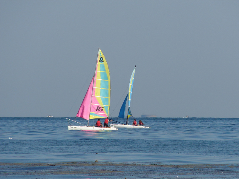 Catamaran -Grandcamp-Maisy - ©© Cap 21 Catamaran -Grandcamp-Maisy - ©© Cap 21