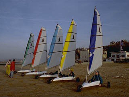 Char à voile - Cercle Nautique de Villers sur Mer - ©© CN Villers Char à voile - Cercle Nautique de Villers sur Mer - ©© CN Villers