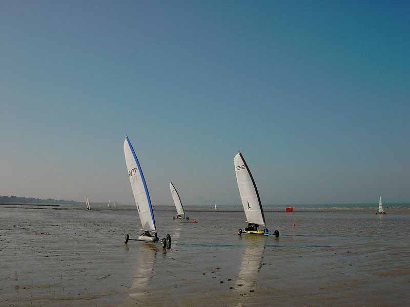 Char à voile classe promo - ©© CVLH Char à voile classe promo - ©© CVLH