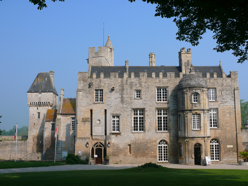 Chateau-Creully - ©Calvados tourisme Chateau-Creully - ©Calvados tourisme