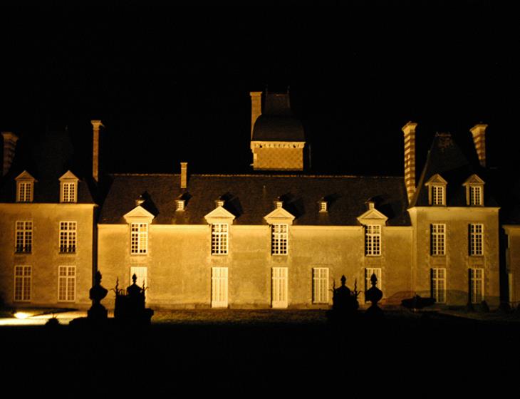 Chateau-de-Maisons-illumine