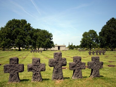 Cimetière militaire Allemand - ©© CDT14 Cimetière militaire Allemand - ©© CDT14