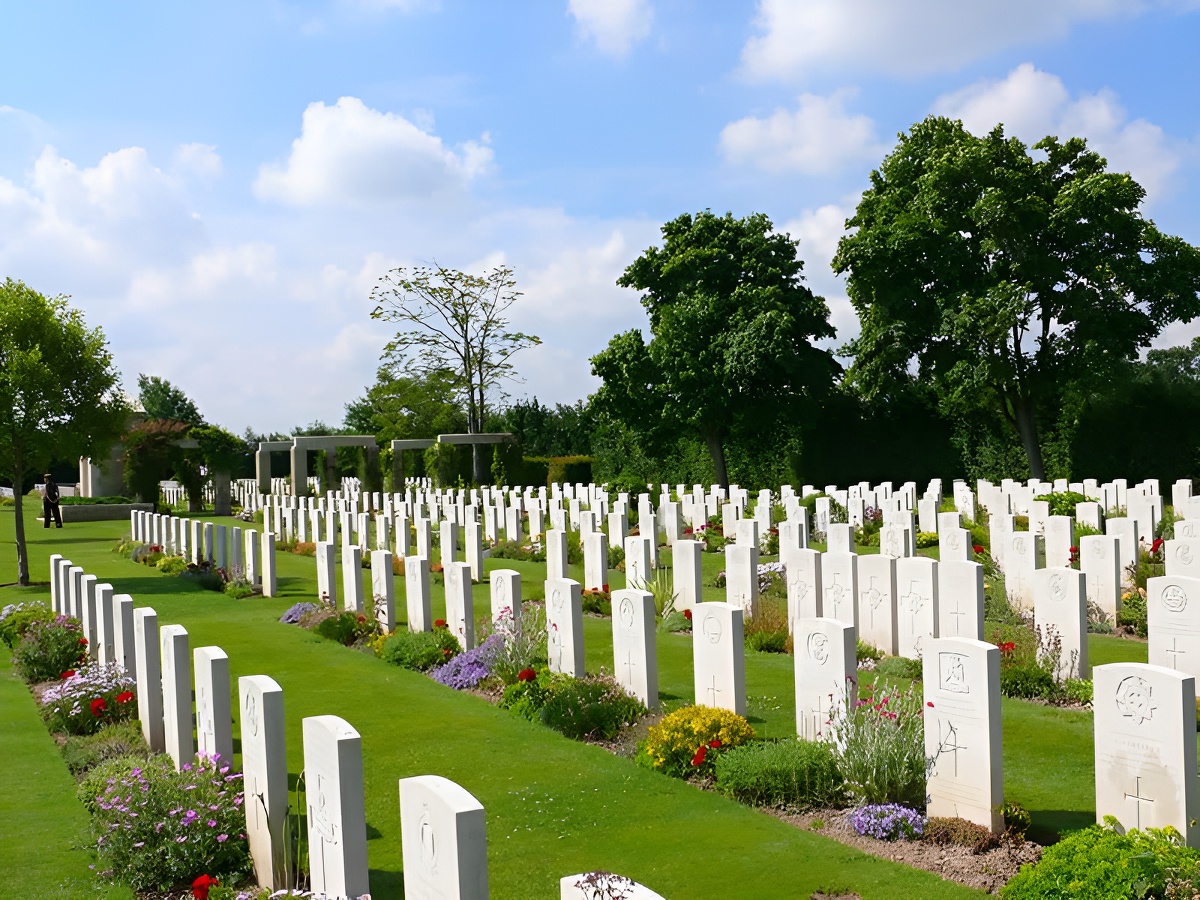 Cimetière Militaire Britannique de Tilly-sur-Seulles - ©Calvados Tourisme Cimetière Militaire Britannique de Tilly-sur-Seulles - ©Calvados Tourisme