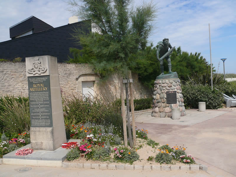 Cimetière militaire britannique, Hermanville sur Mer - ©Calvados Tourisme Cimetière militaire britannique, Hermanville sur Mer - ©Calvados Tourisme