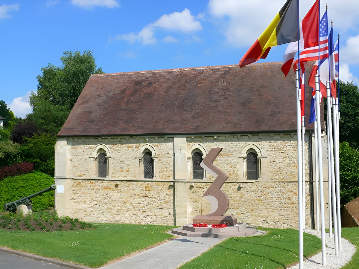 Cimetière Militaire Britannique de Tilly-sur-Seulles - ©Calvados Tourisme Cimetière Militaire Britannique de Tilly-sur-Seulles - ©Calvados Tourisme