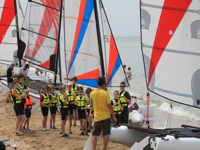 Ecole-de-voile-Blonville-sur-Mer - ©© BYC Ecole-de-voile-Blonville-sur-Mer - ©© BYC