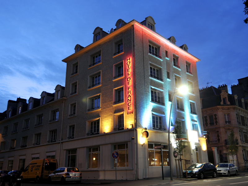 Hôtel de France - Caen - nuit - ©Hôtel de France - Caen Hôtel de France - Caen - nuit - ©Hôtel de France - Caen