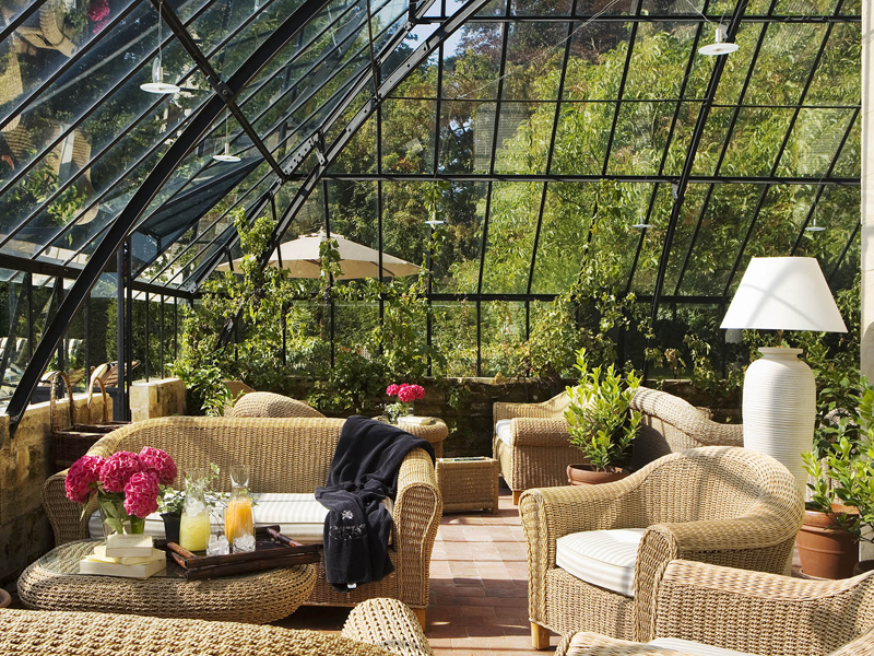 Hôtel la Chenevière - Commes - salon verrière - ©Johansens Hôtel la Chenevière - Commes - salon verrière - ©Johansens