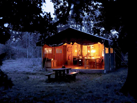 La Ferme de la Folivraie - Un Lit au Pré - tombée de la nuit - ©Un Lit au Pré La Ferme de la Folivraie - Un Lit au Pré - tombée de la nuit - ©Un Lit au Pré
