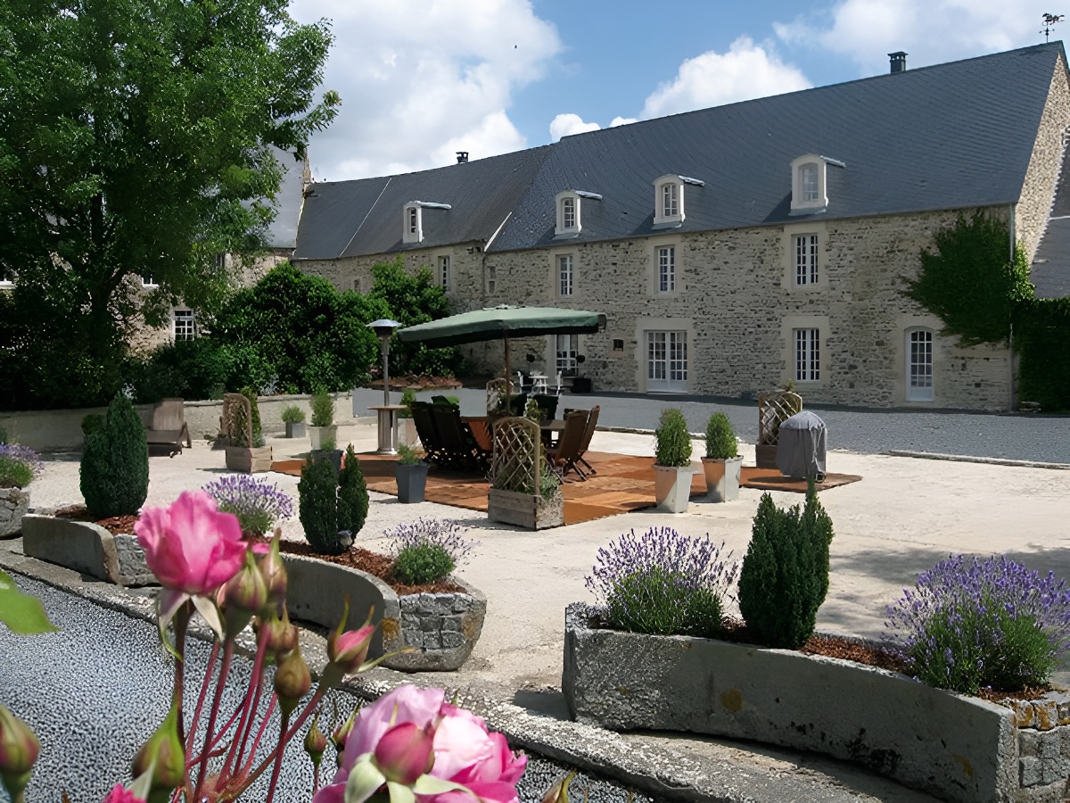 La Vieille Abbaye à Barbery, Terrasse - ©Mme Le Moigne La Vieille Abbaye à Barbery, Terrasse - ©Mme Le Moigne