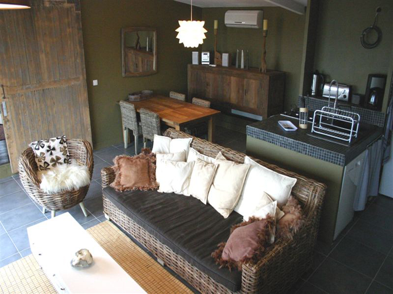 Le Loft à Villerville, séjour-salon - ©Les Chambres d'Annie - Clévacances Le Loft à Villerville, séjour-salon - ©Les Chambres d'Annie - Clévacances
