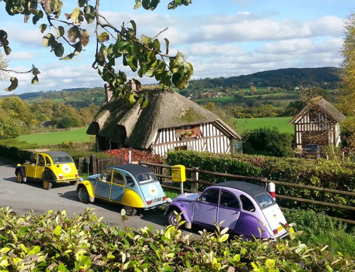 La Normandie en 2 CV - Pierrefitte en Auge