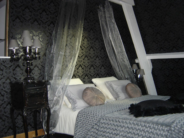 Les Chambres d'Annie - La Baccarat - ©© Les Chambres d'Annie - La Baccarat Les Chambres d'Annie - La Baccarat - ©© Les Chambres d'Annie - La Baccarat