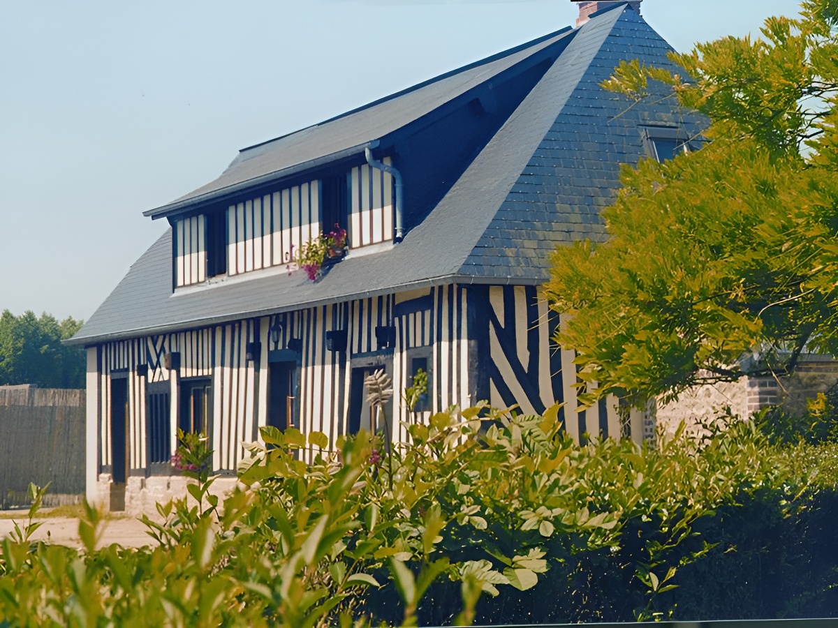 Gîte à Cricqueboeuf, extérieur - ©M. De Koninck - Clévacances Gîte à Cricqueboeuf, extérieur - ©M. De Koninck - Clévacances
