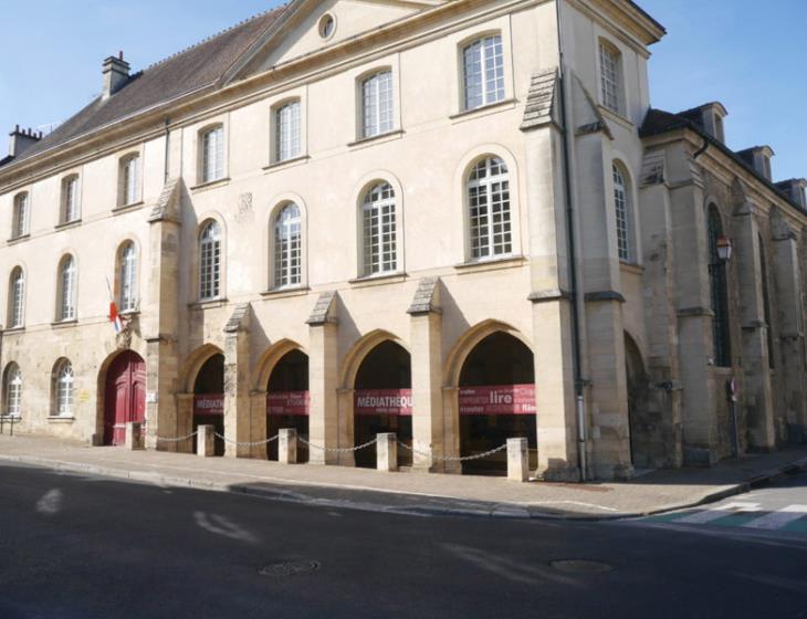 Mediatheque-du-Pays-de-Falaise-Pole-de-Falaise