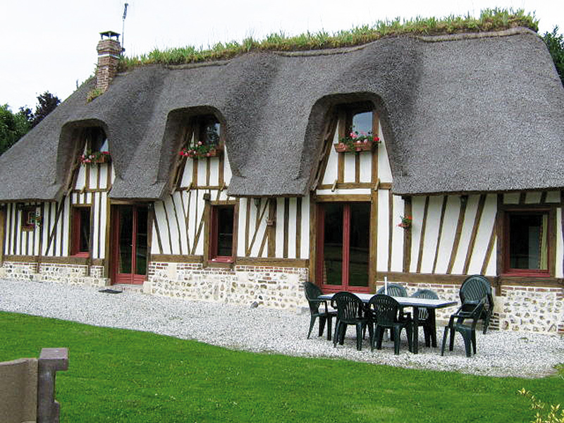 La Maison de Lison à La Rivière Saint Sauveur, extérieur - ©Mme Capard - Clévacances La Maison de Lison à La Rivière Saint Sauveur, extérieur - ©Mme Capard - Clévacances