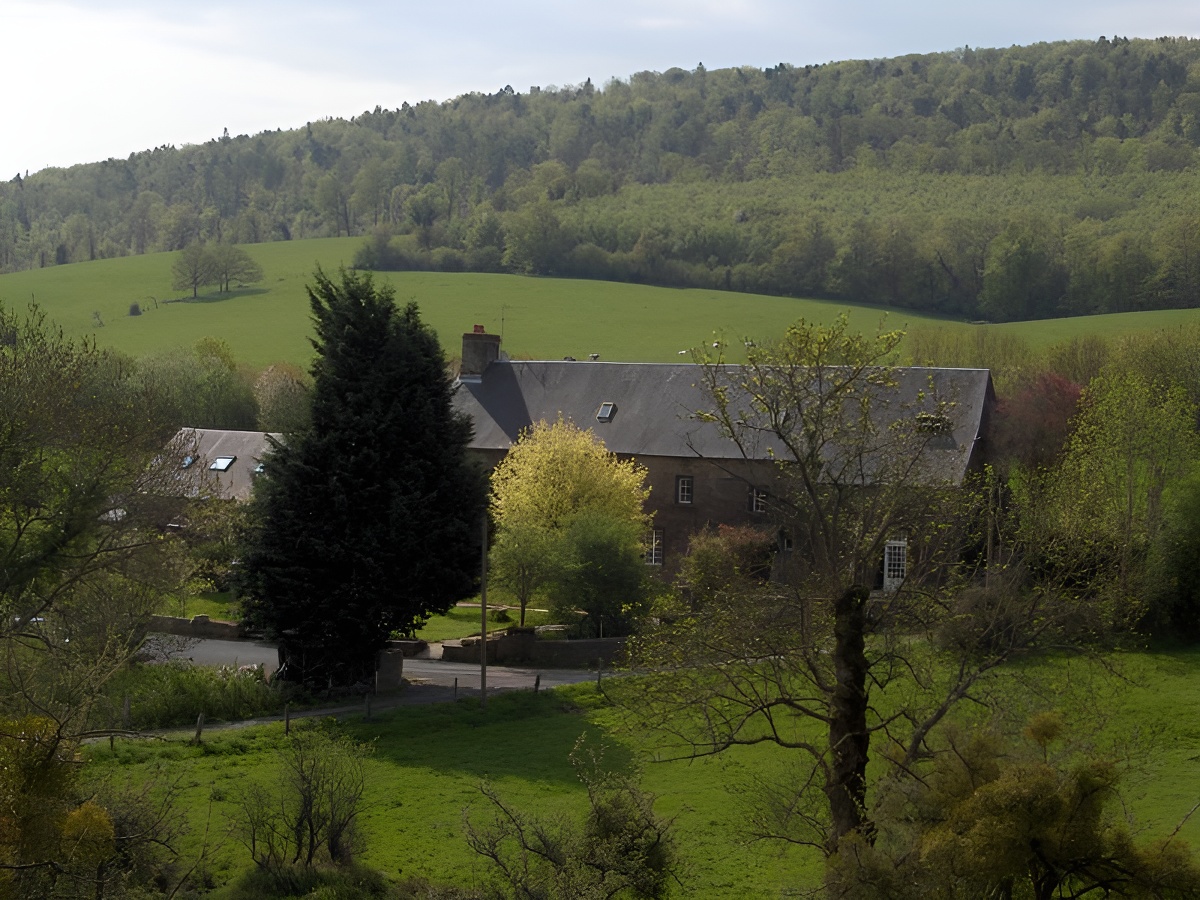 Gîte de la Maison Bocaine à Campandré Valcongrain, extérieur - ©Mme Belmonte - Clévacances Gîte de la Maison Bocaine à Campandré Valcongrain, extérieur - ©Mme Belmonte - Clévacances