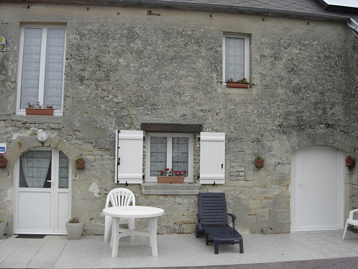 Gîte à Colleville sur mer, extérieur - ©Mme Lenoury - Clevacances Gîte à Colleville sur mer, extérieur - ©Mme Lenoury - Clevacances