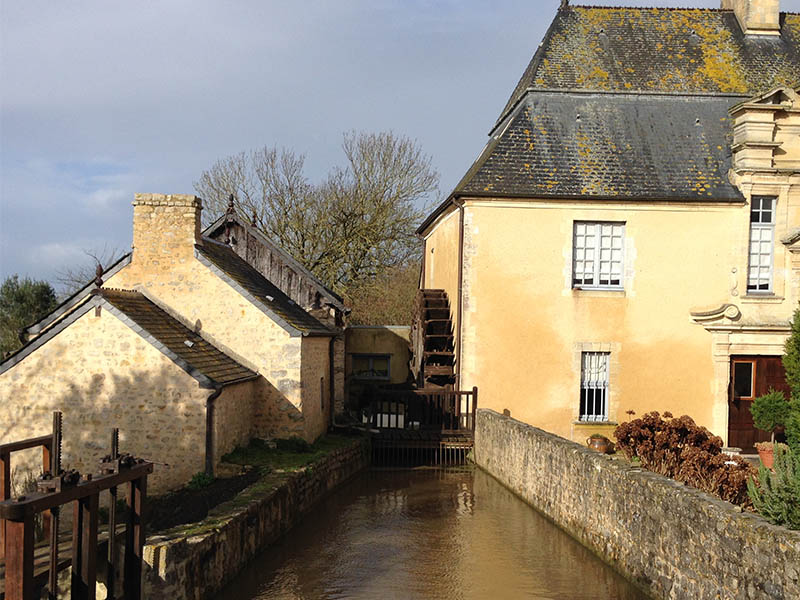 Moulin balade Aure Kayak Bessin - ©© Eolia Moulin balade Aure Kayak Bessin - ©© Eolia