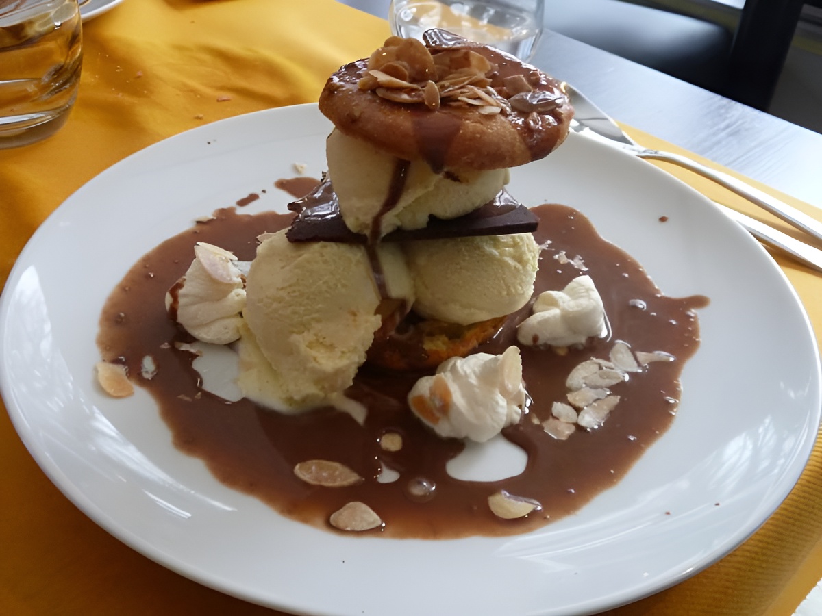 Dessert, aux casseroles qui chantent - ©Aux casseroles qui chantent Dessert, aux casseroles qui chantent - ©Aux casseroles qui chantent