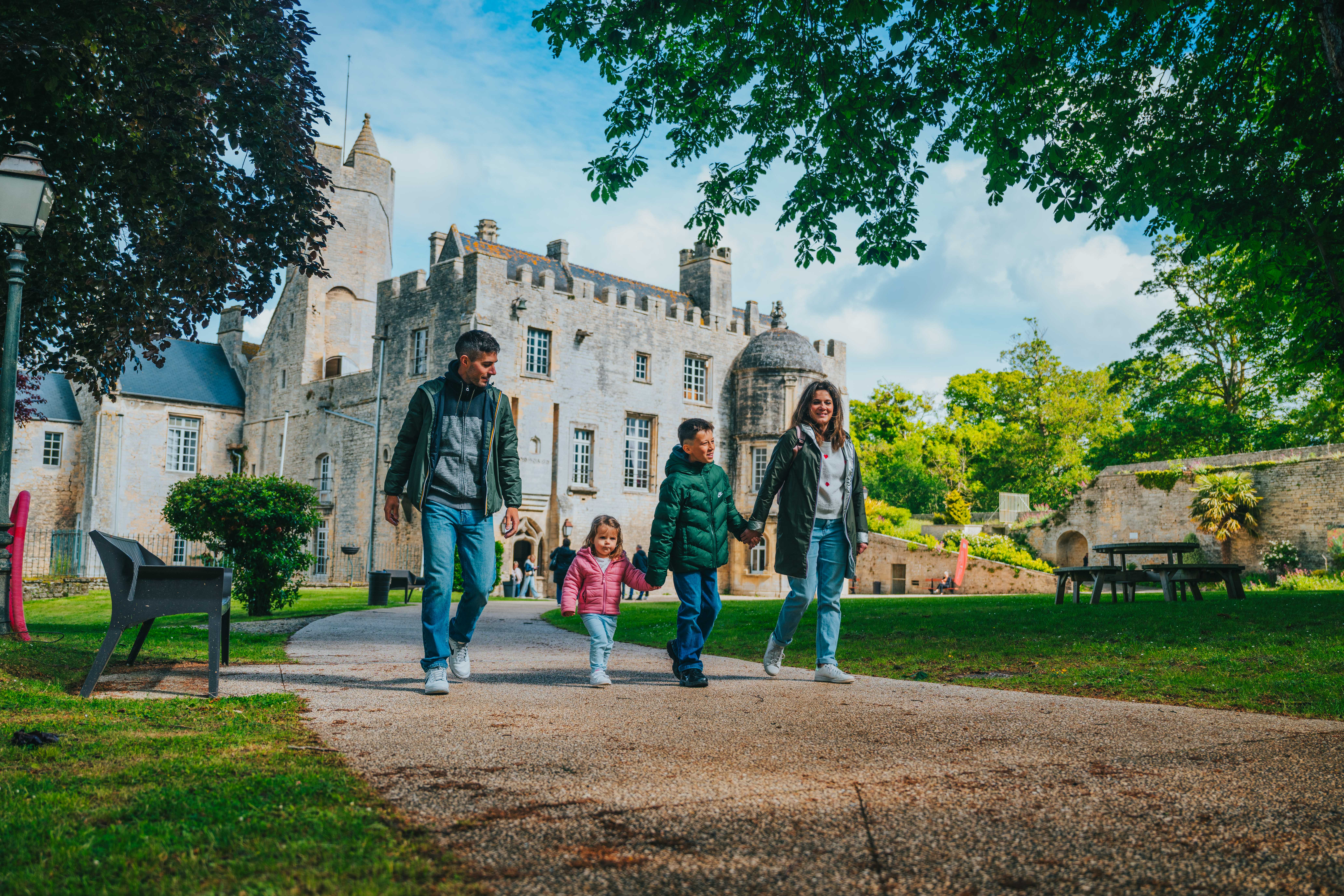 Château de Creully, lieu d'animations pour les familles