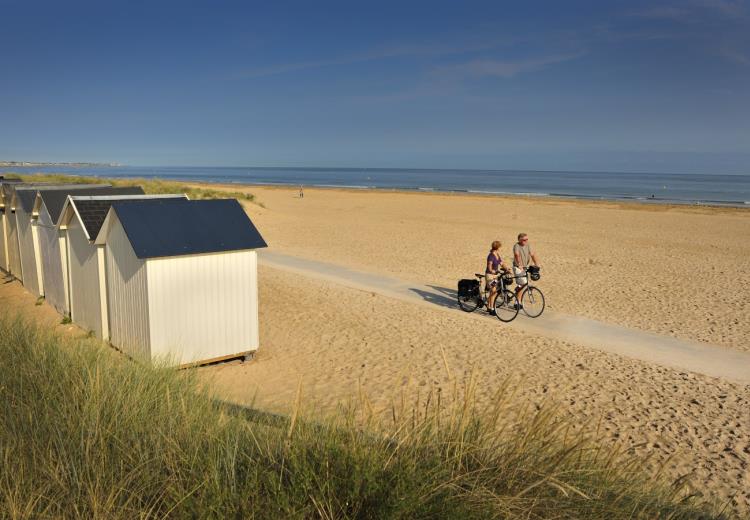 Plage-de-Ouistreham-a-velo