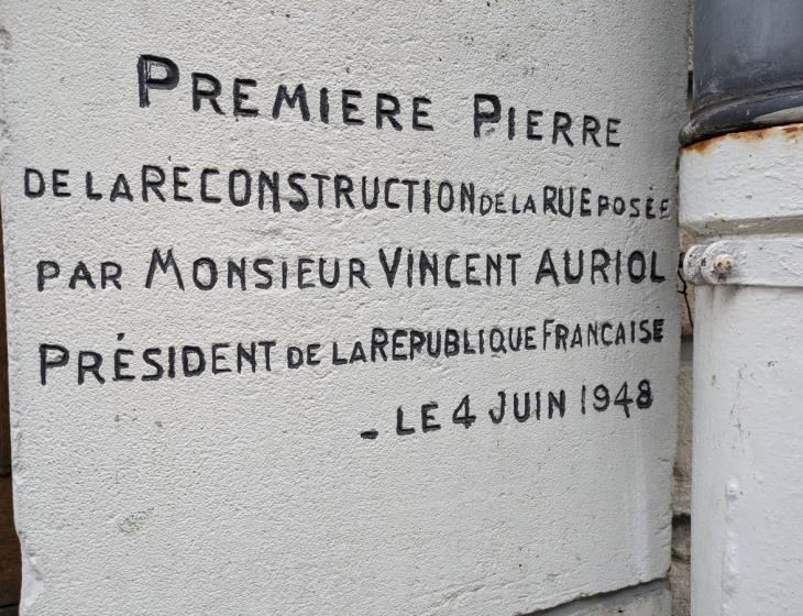 Premiere pierre reconstruction Lisieux