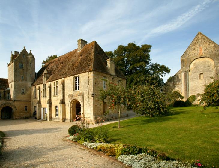 Prieuré Saint Gabriel à Saint Gabriel Brécy dans le Calvados