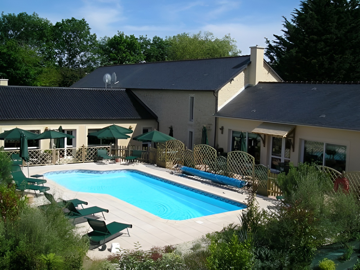 Domaine de l'Hostreiere - Colleville - piscine - ©Domaine de l'Hostreiere Domaine de l'Hostreiere - Colleville - piscine - ©Domaine de l'Hostreiere