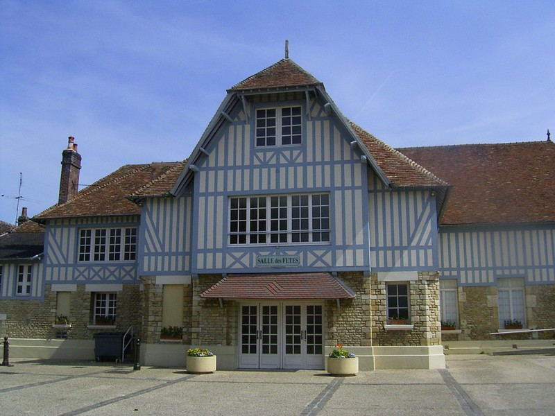 Salle des Fêtes - ©FESTI EN AUGE Salle des Fêtes - ©FESTI EN AUGE