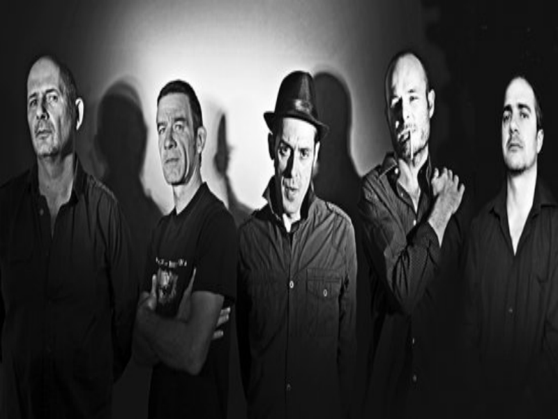 THE LAST BAND IN TOWN PLAYS THE CLASH-800x600 - ©THE LAST BAND IN TOWN 'PLAYS THE CLASH' + THE GOATIES THE LAST BAND IN TOWN PLAYS THE CLASH-800x600 - ©THE LAST BAND IN TOWN 'PLAYS THE CLASH' + THE GOATIES