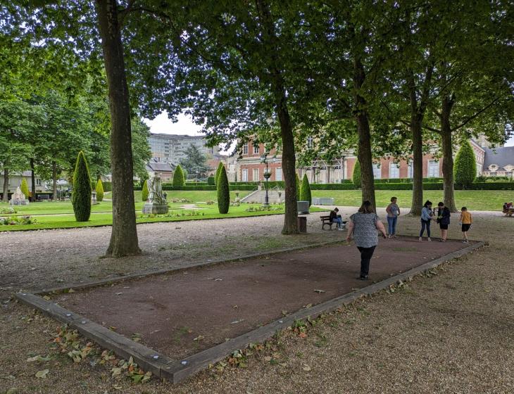 Terrain Petanque Jardin Public Lisieux