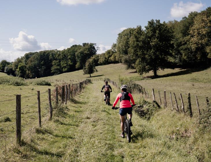 Tour_des_collines_du_Perche_a_VTT__Saint-Langis-les-Mortagne_-_Thomas_Le_Floc_H-Thomas_Le_Floc_H-25965-1600px