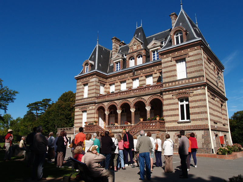 Visites guidées du Pays d'Art et d'Histoire du Pays d'Auge - ©Pays d'Art et d'Histoire du Pays d'Auge Visites guidées du Pays d'Art et d'Histoire du Pays d'Auge - ©Pays d'Art et d'Histoire du Pays d'Auge