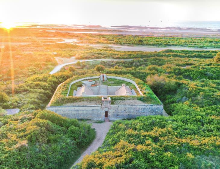 Vue_aerienne_de_la_Redoute_de_Merville-Antoine_Santos_-__antoinesnts-38519-1920px